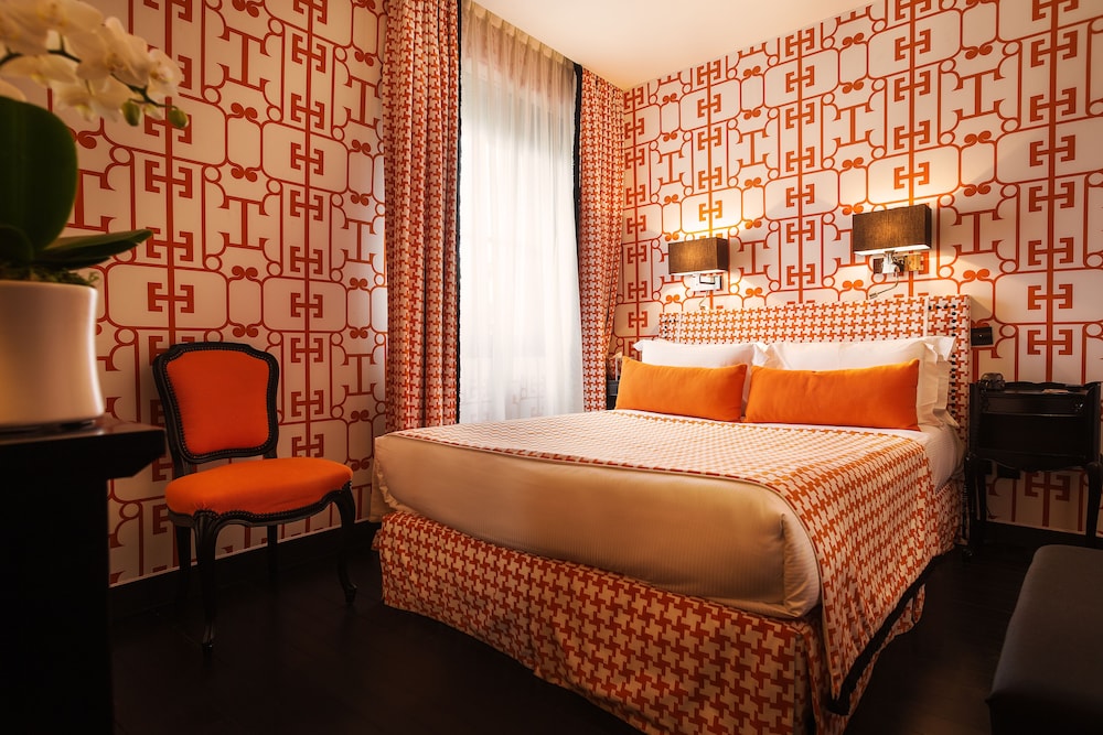 Hotel Monceau Elysees 8/39