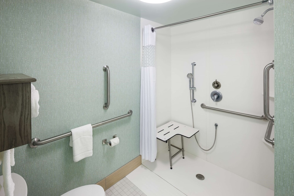 Hampton Inn And Suites Carolina Beach Oceanfront 24/48