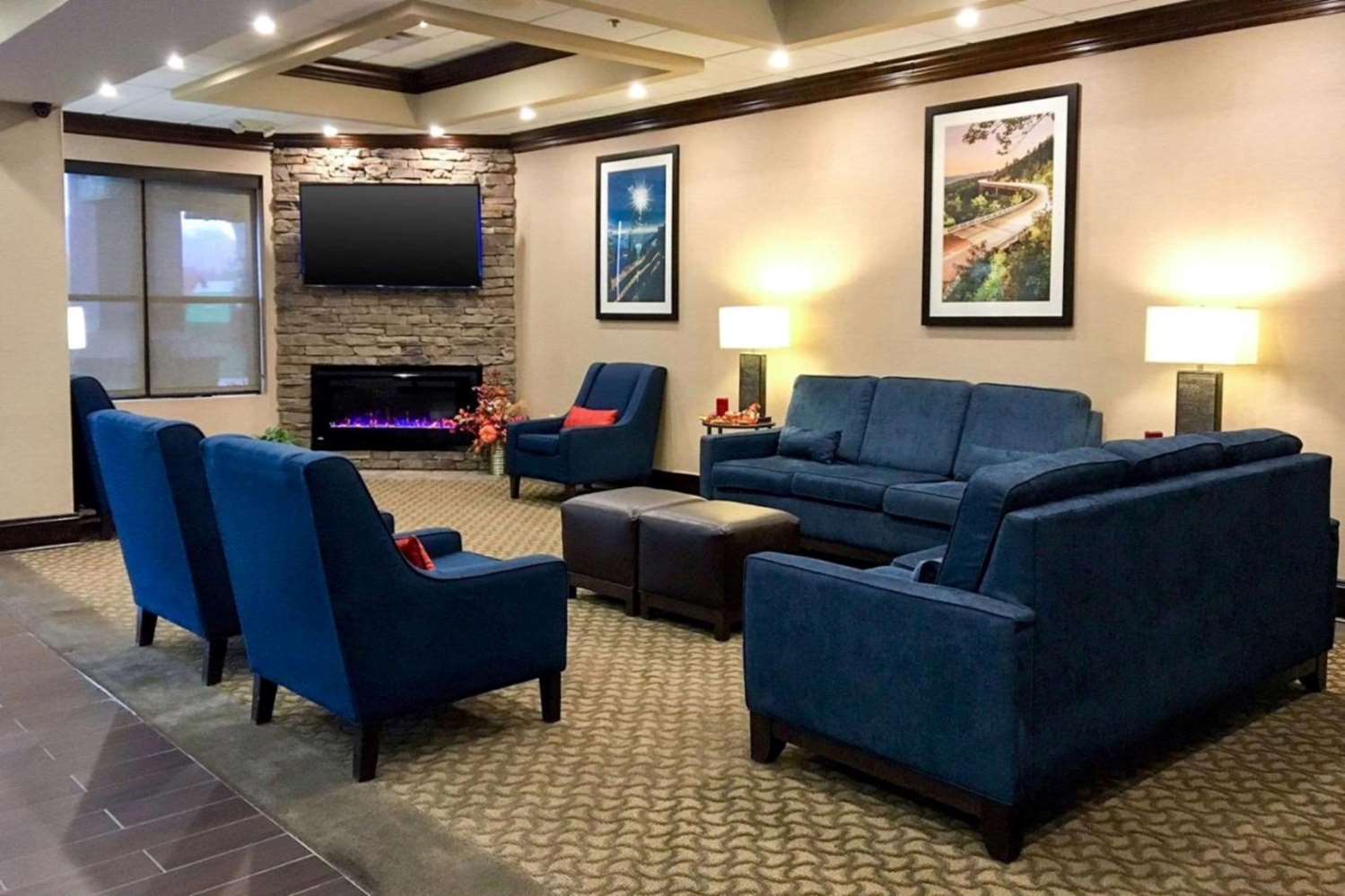 Vista Suites Pigeon Forge TN 24/30
