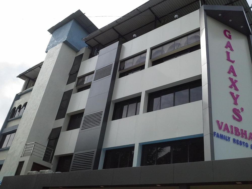 Hotel Galaxy's Vaibhav 1/40