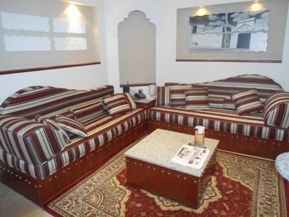 Al Liwan Suites Doha 48/67