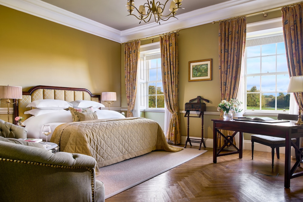 Stateroom, Manor, King Bed