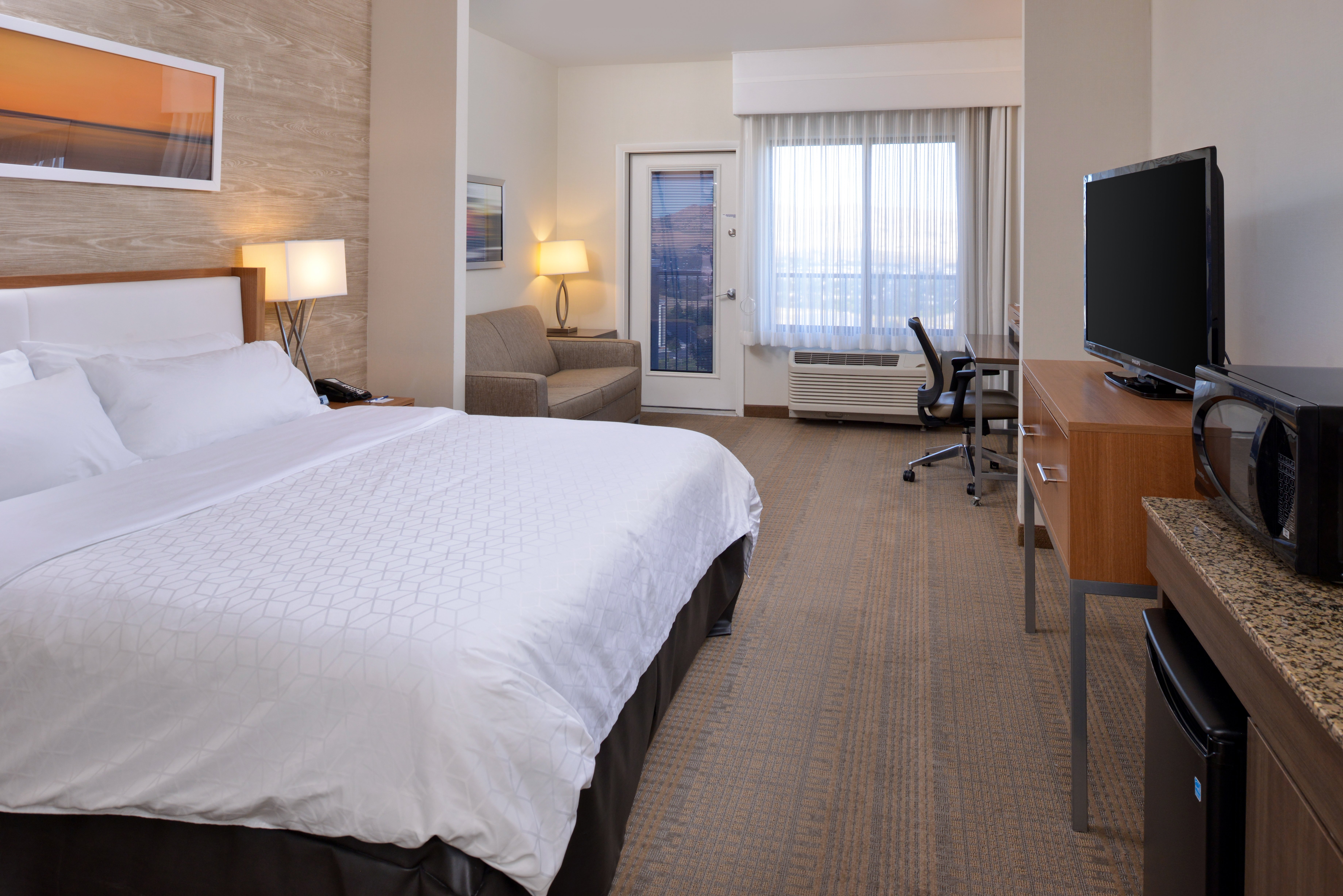 Holiday Inn Express Suites Pocatello 24/97