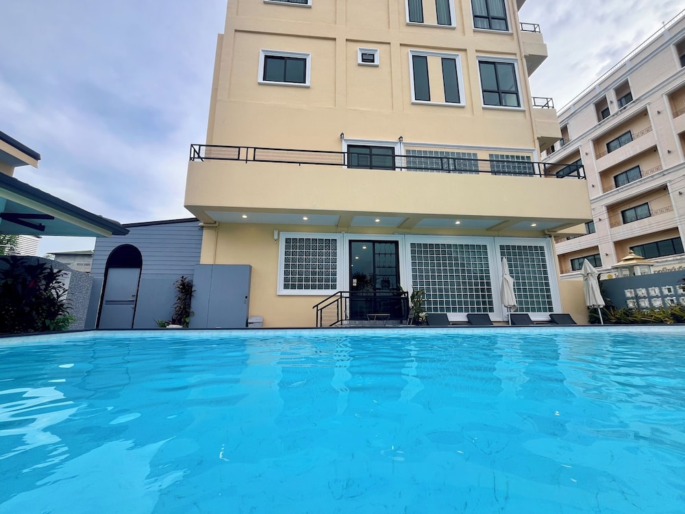 USABAI Riverside Boutique Hotel 4/49