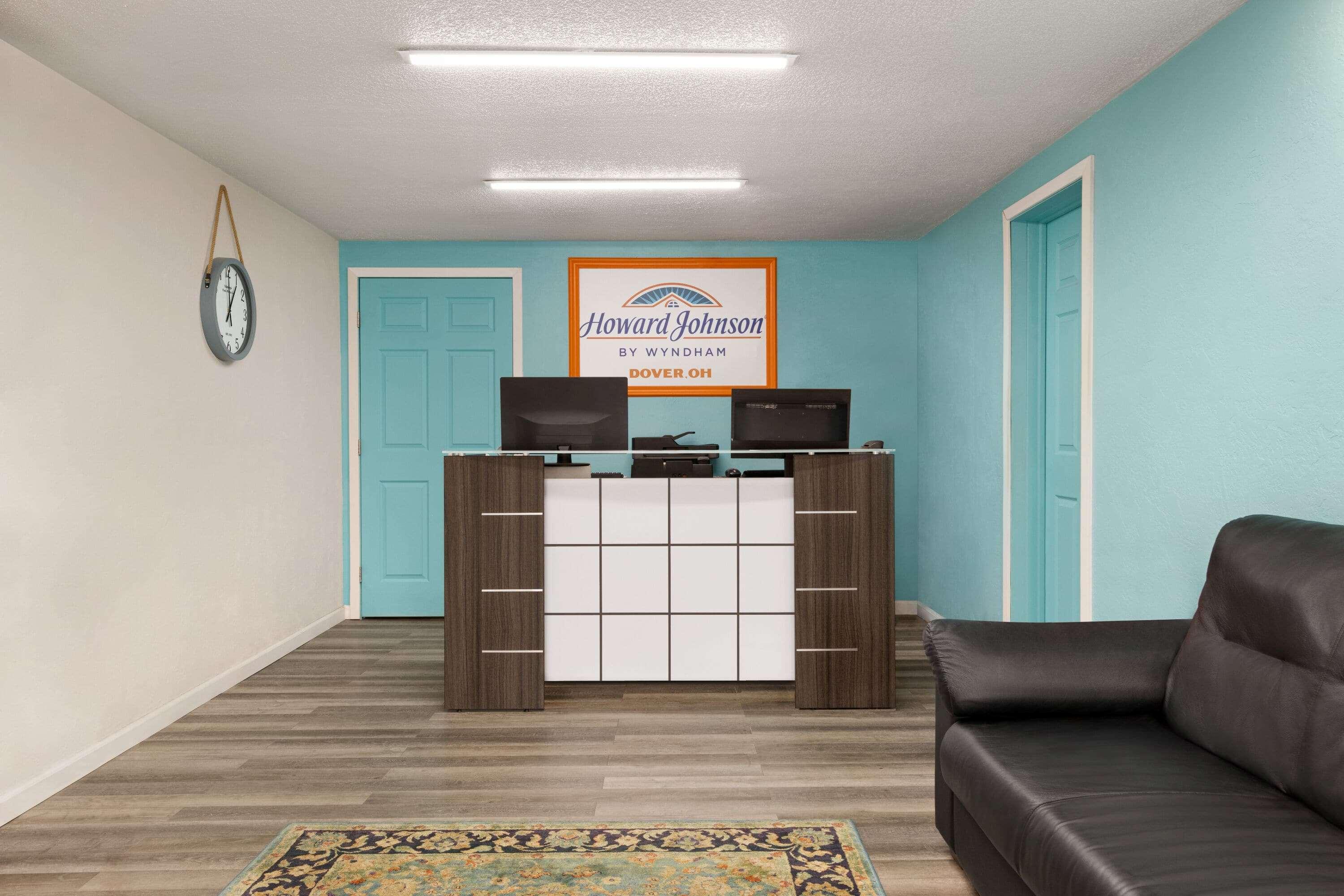 Howard Johnson by Wyndham Dover 6/50