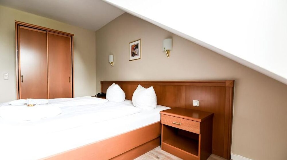 Hotel Blutenburg 20/50