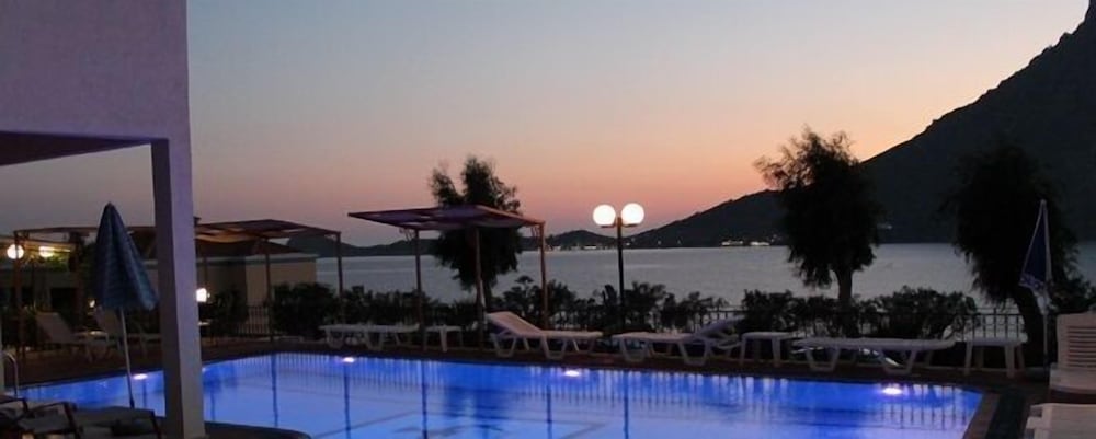 Philoxenia Hotel 14/35