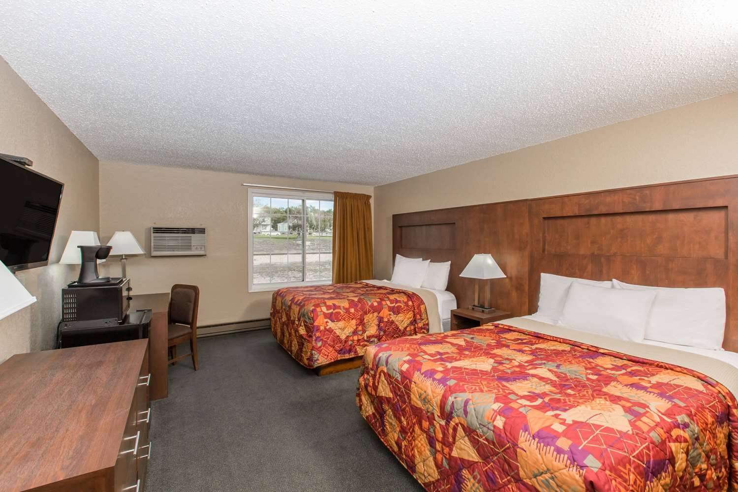 Days Inn By Wyndham Pierre 10/33