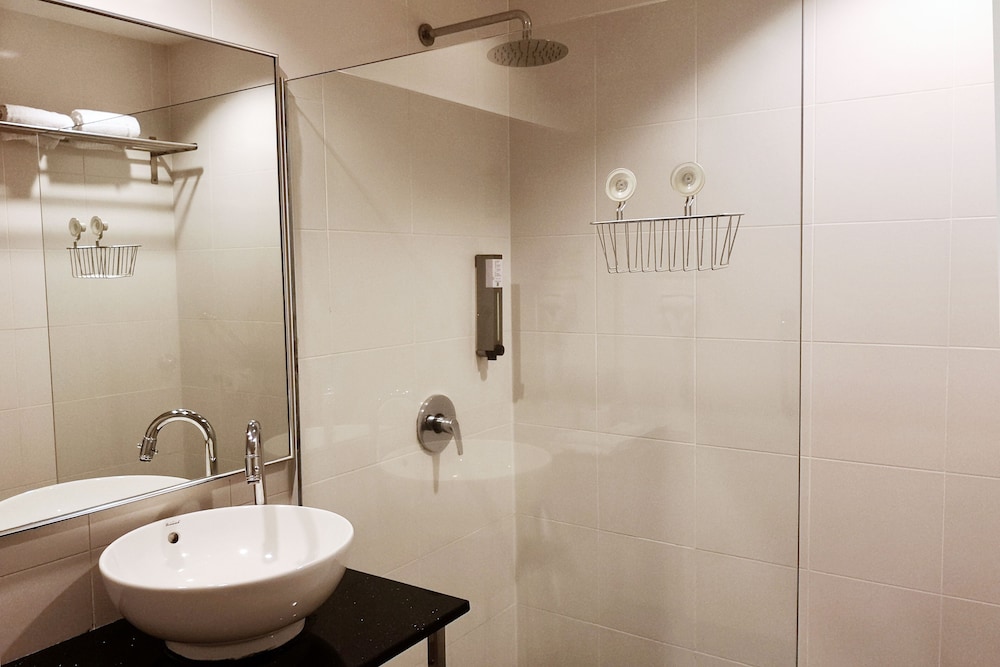 The Limetree Hotel 11/50