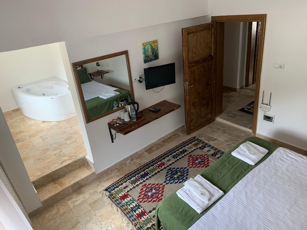 Kufe Hotel 26/47