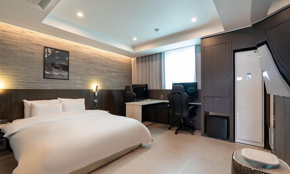 Jecheon Hound Hotel 13/50