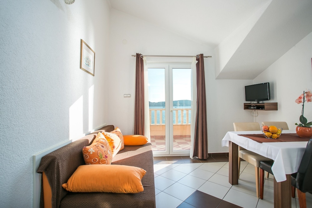 Kaja - Right Next To The Beach 27/50