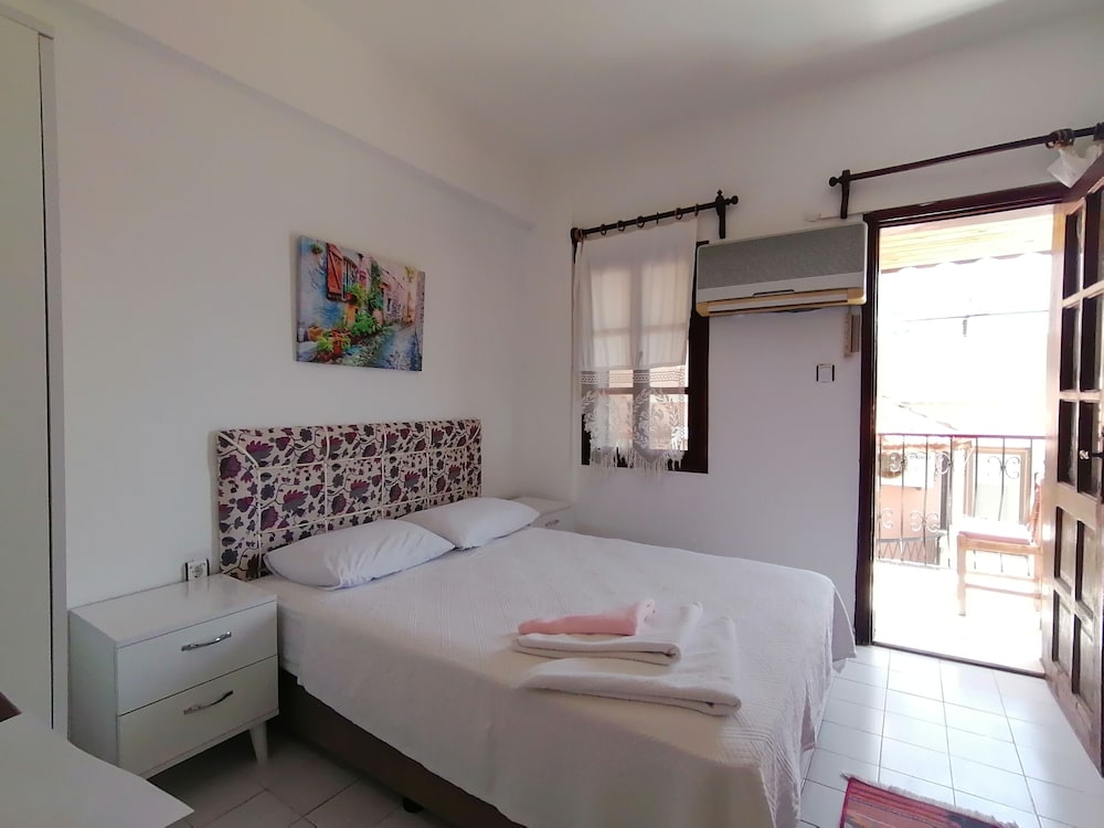 Sevgi Hotel 5/23