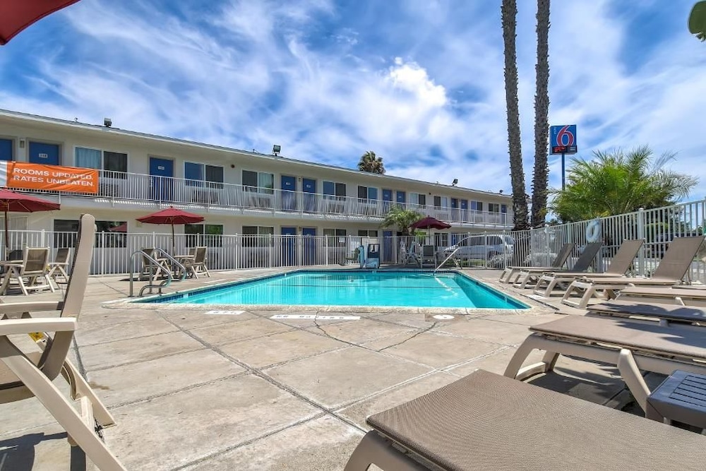 Motel6 Westminster, CA - South - Long Beach Area 26/43