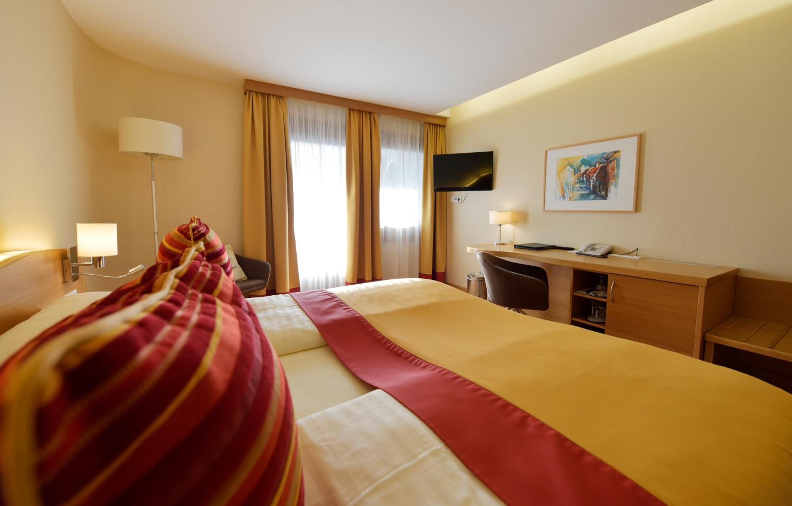 Room, Double Bed, Lake Side