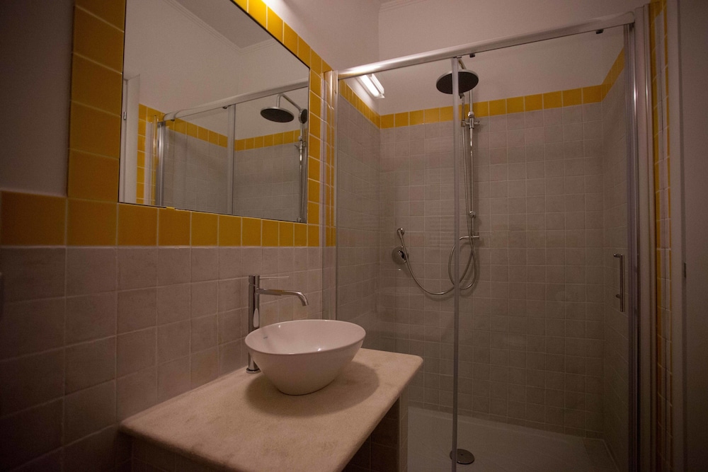 LOCANDA DEGLI ARTISTI 44/50