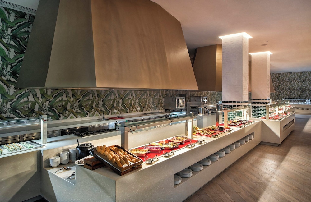 Lopesan Costa Bavaro Resort Spa and Casino 50/50