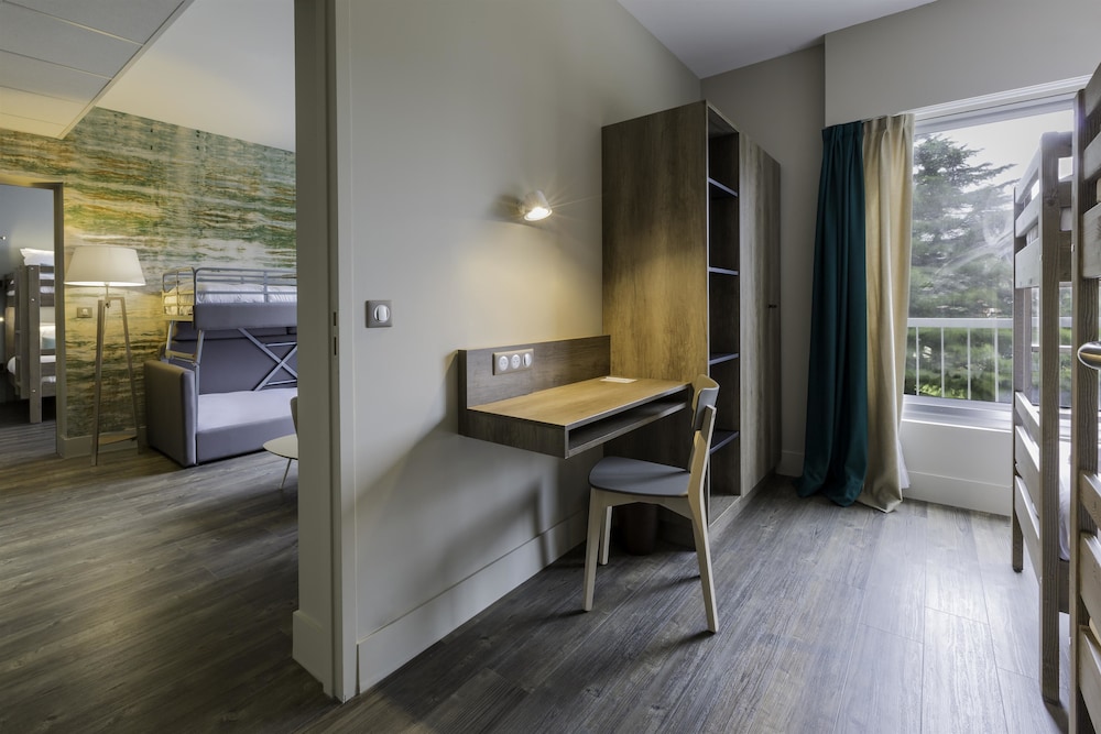 Best Western La Porte Des Chateaux 52/67