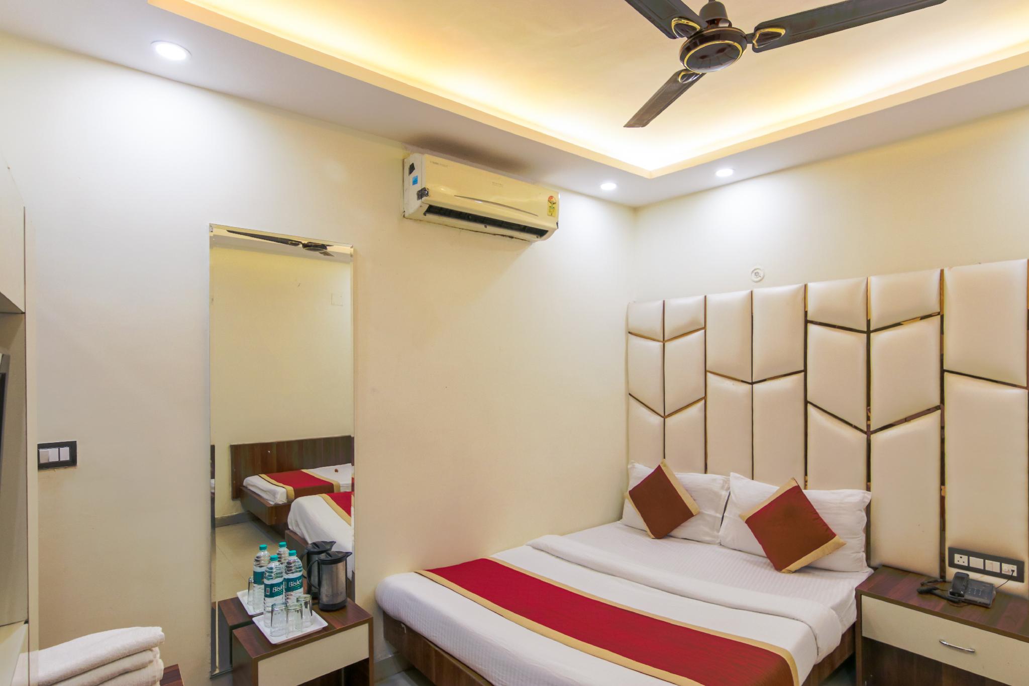 Hotel Star Palace Paharganj 44/63