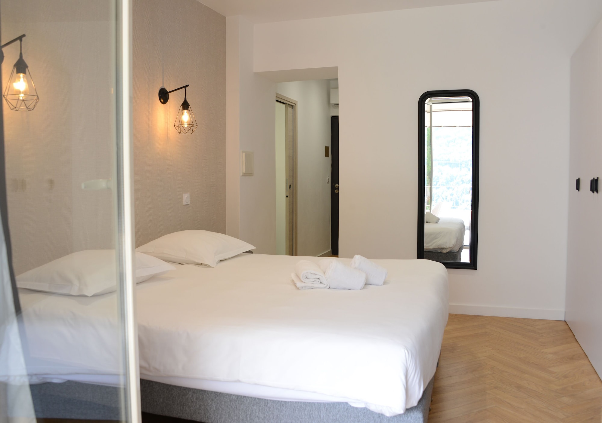 Premium, King Bed, Mountain and Sea View, Terrace