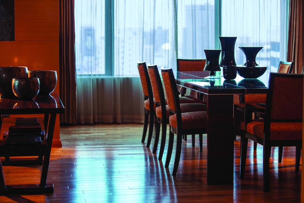 Renaissance Bangkok Ratchaprasong Hotel 44/52