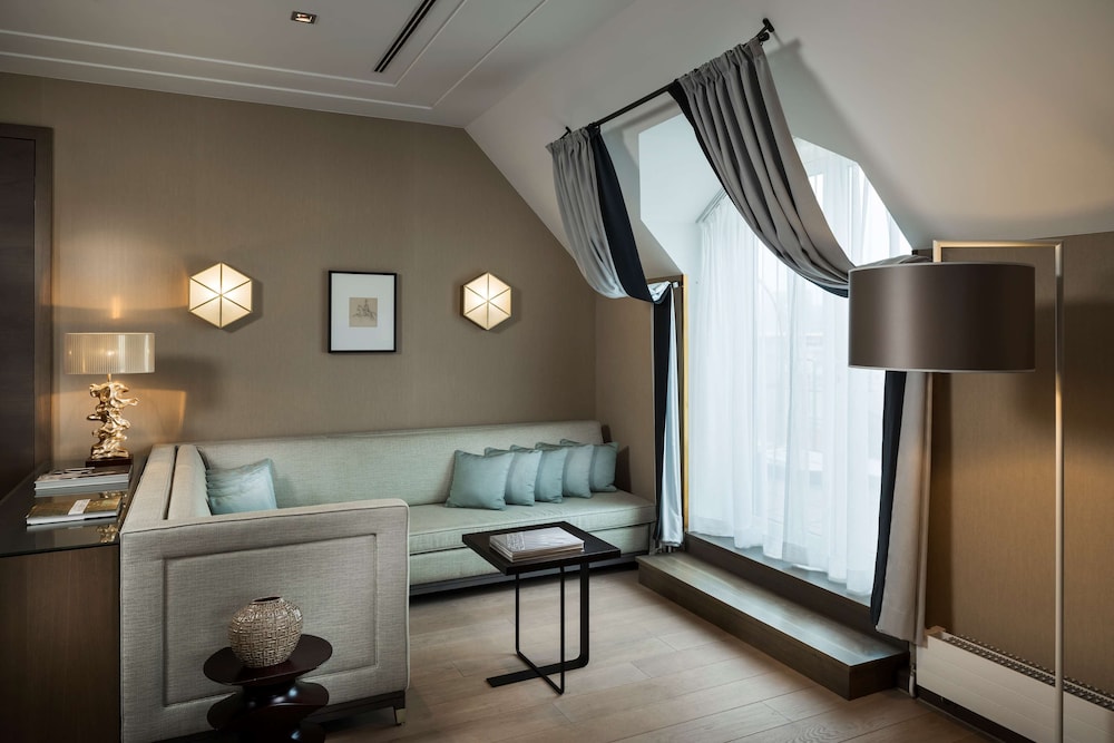 Hilton Vienna Plaza 58/83