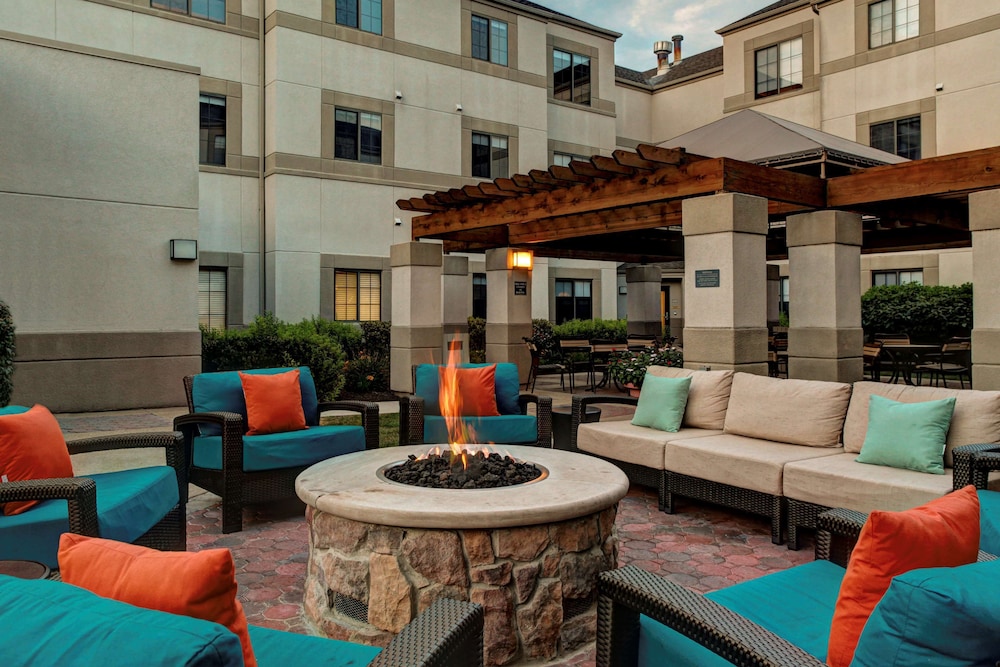 HYATT HOUSE MORRISTOWN 42/77
