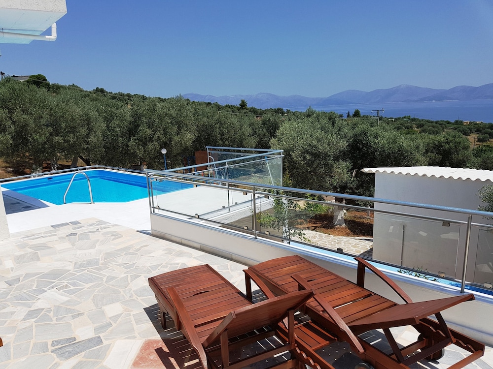 VILLA KONAKI 5/36