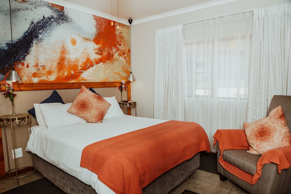 Ons Dorpshuis Guest House 13/33