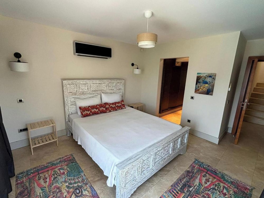 La Brezza Beach & Hotel Yalikavak 4/50