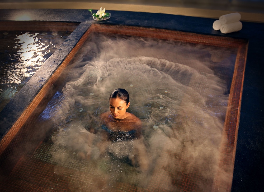 The Fives Beach Hotel - A la Carte All Inclusive 21/50