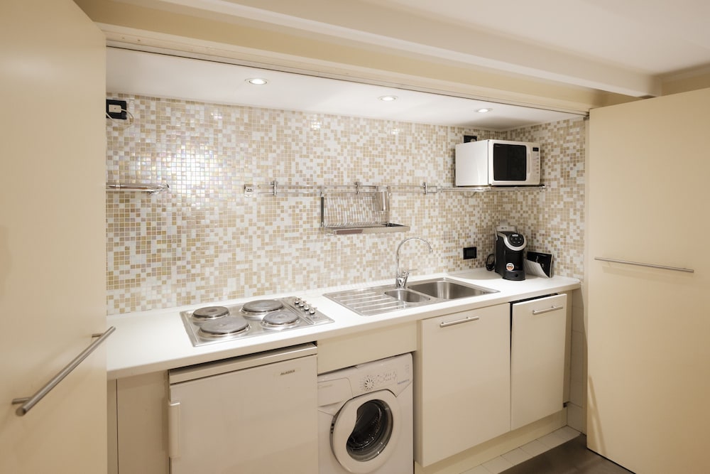 Residence Sacchi 6/80