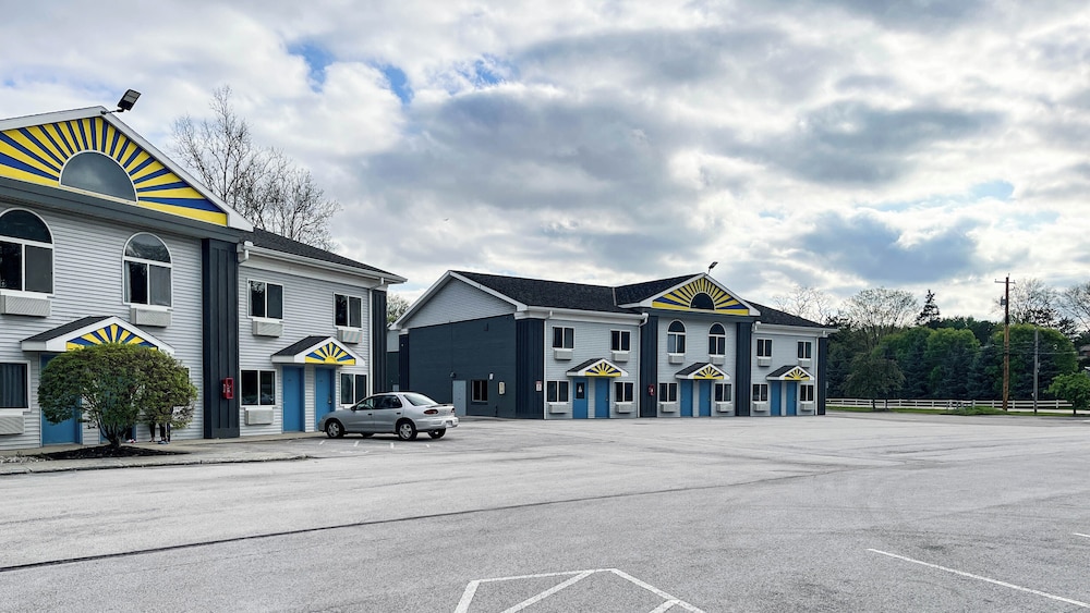 Motel6 Tiffin OH 33/38