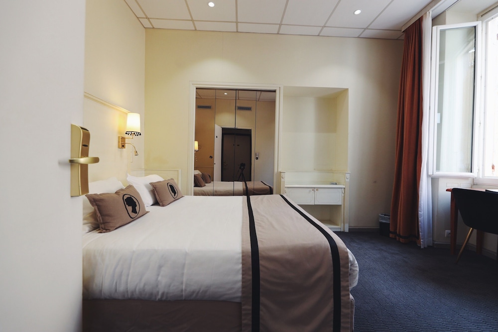 Hotel Napoleon Ajaccio 17/55