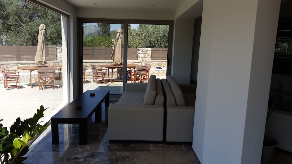 Saint George Resort 10/60