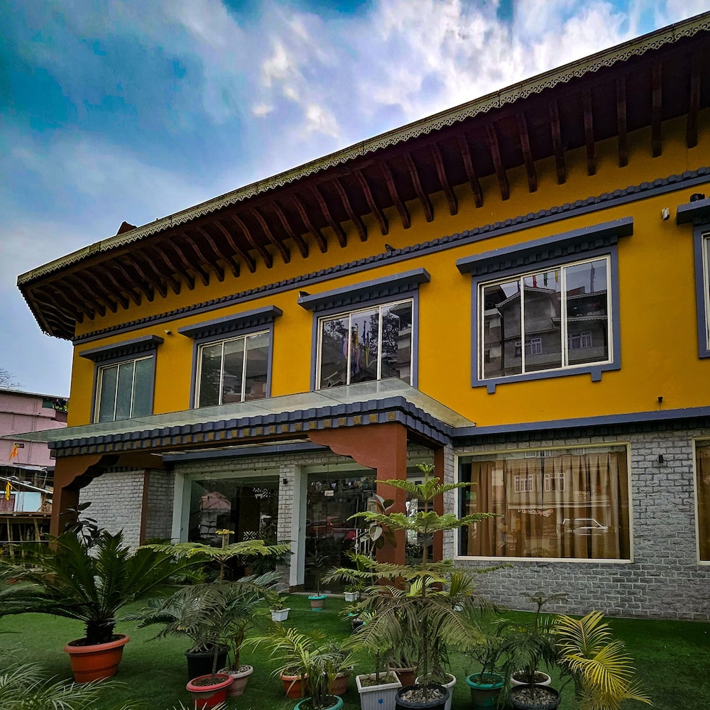 Sumitel Gangtok 6/56