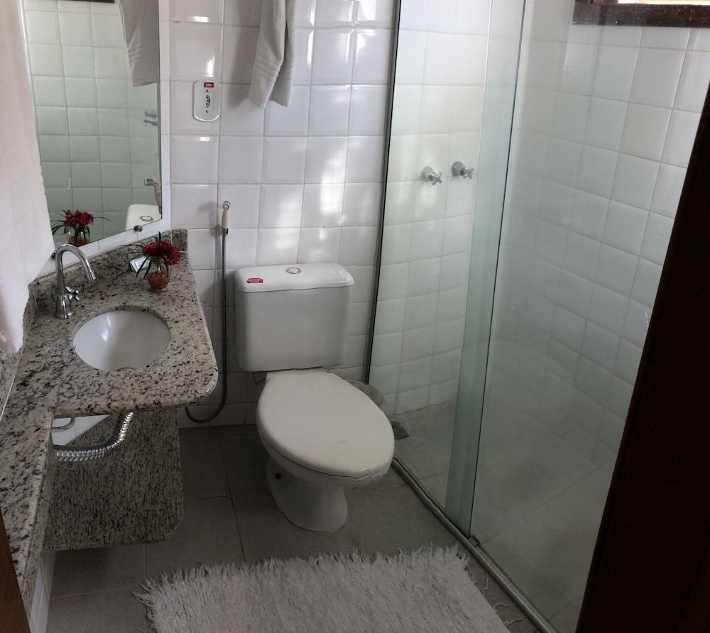 Porto Geraes Praia Hotel 46/50