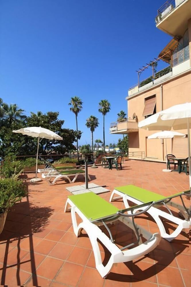 Hotel Kristina 36/49
