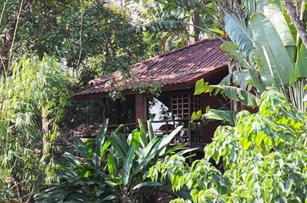 Phu Pha Nam Resort Spa 71/74