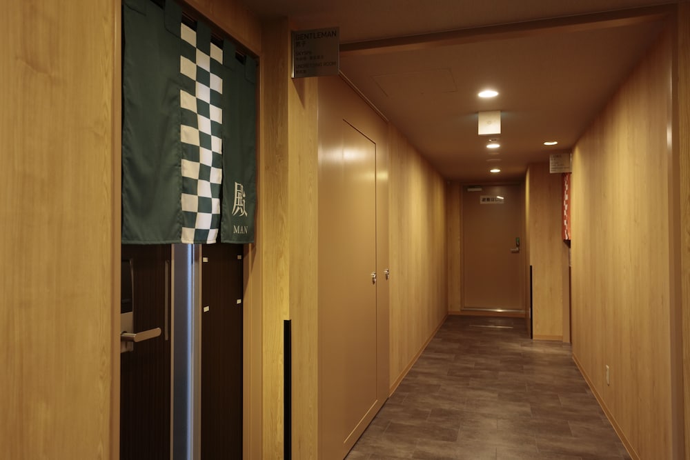 Candeo Hotels Handa 49/50
