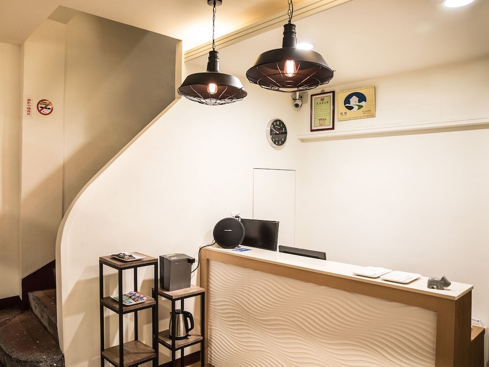 Delicateperfume Hotel 57/66