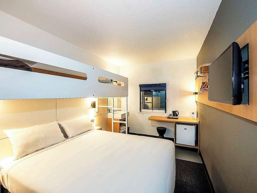 ibis budget Enfield 9/27