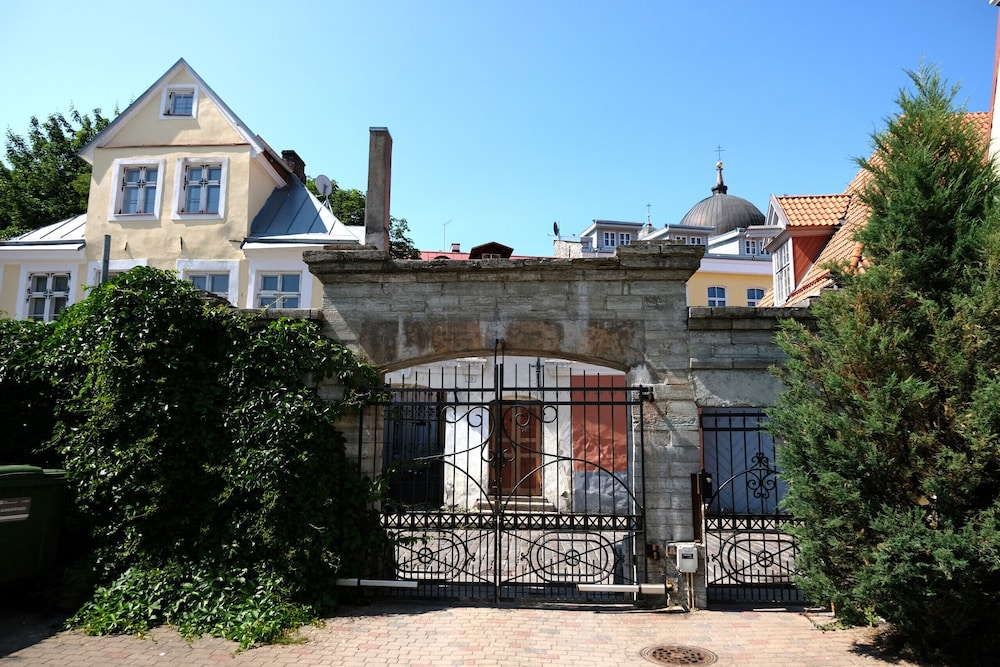 Tallinn City Apartments Old Town Suites 10/50