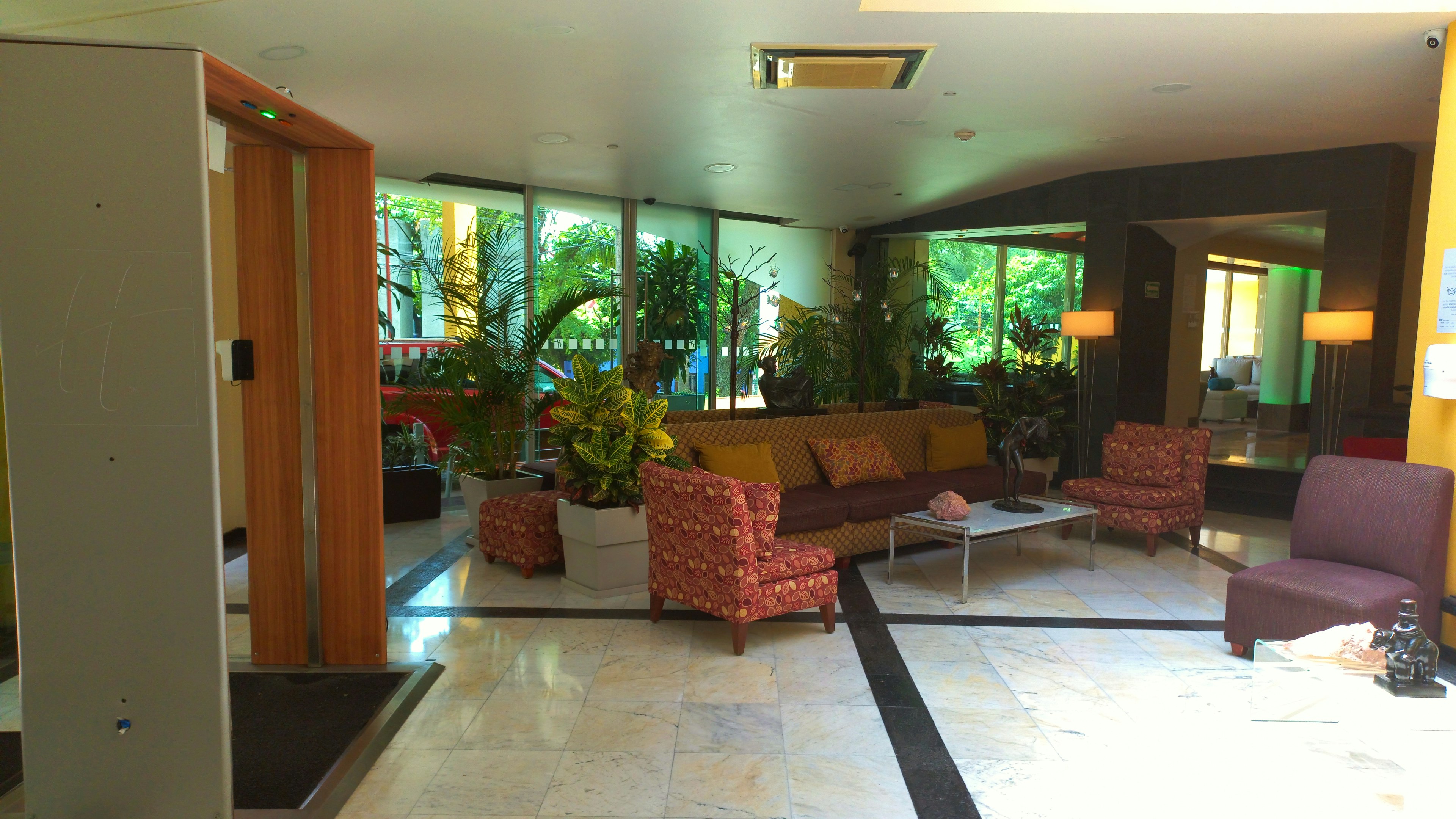 Holiday Inn Cuernavaca 9/50
