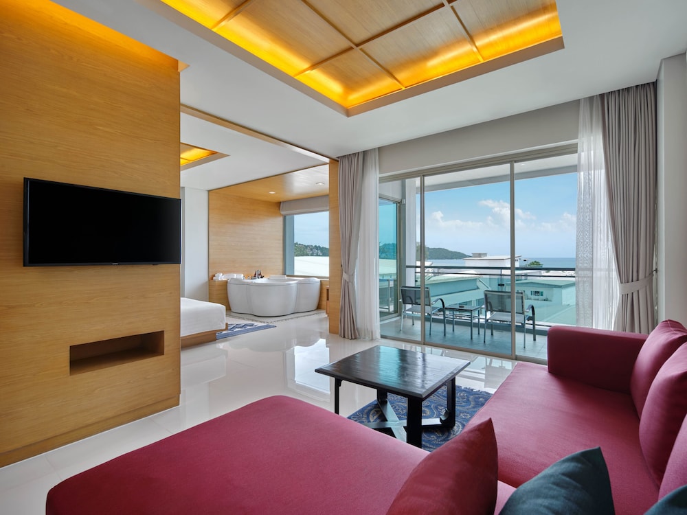 The Kee Resort and Spa 48/74