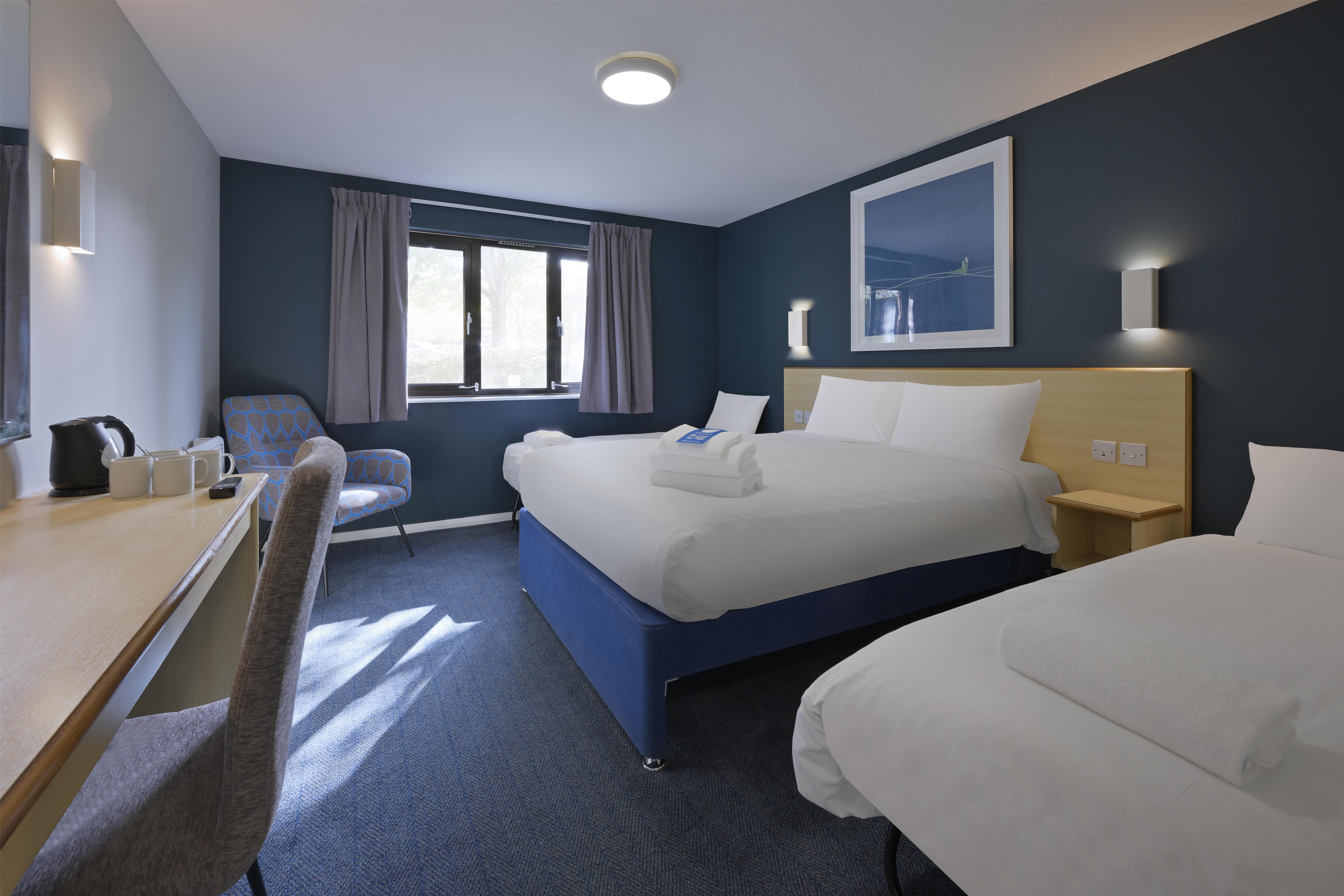 Travelodge Shrewsbury Bayston Hill 16/35