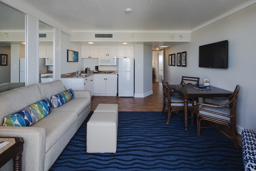 Tradewinds Island Grand Resort 41/65