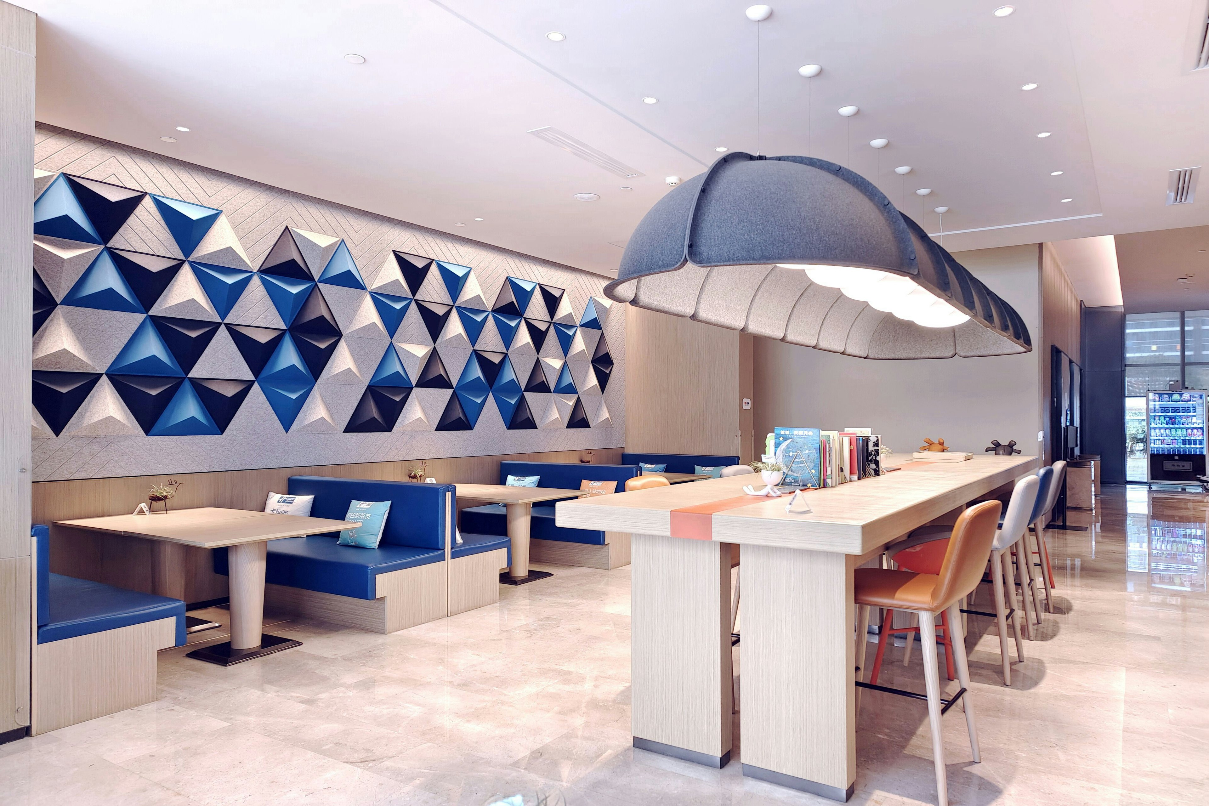 Holiday Inn Express Kunming West 23/49