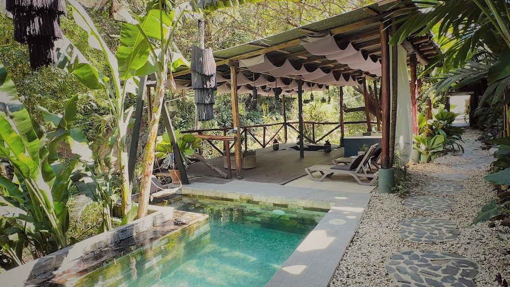 Canaima Chill House 37/50