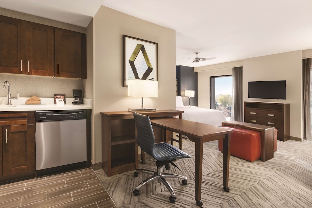 HOMEWOOD SUITES BY HILTON WASHINGTON DC CAPITOL-NAVY YARD 60/76